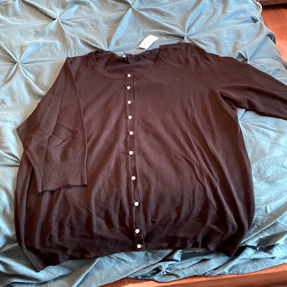 NWT Black cardigan with pearl buttons